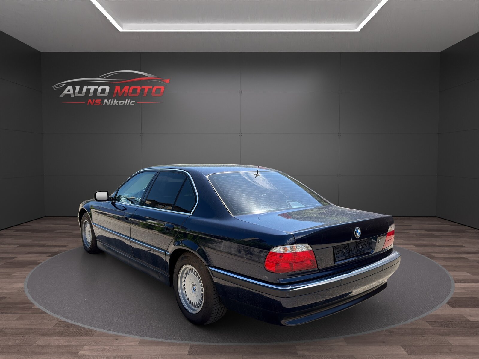 BMW 750i, Petrol, Second hand / Used, Automatic - 3