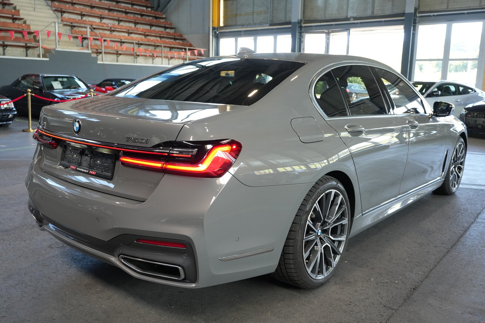 BMW 750i Steptronic, Essence, Occasion / Utilisé, Automatique - 4