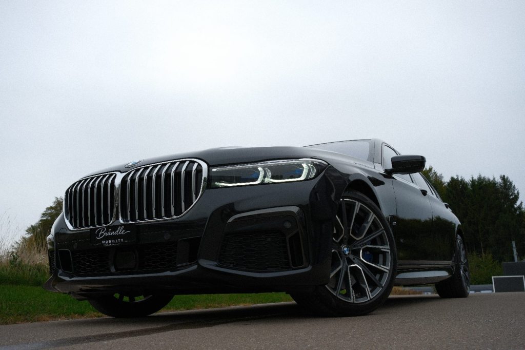 BMW 750Li xDrive Individual, Essence, Occasion / Utilisé, Automatique - 2