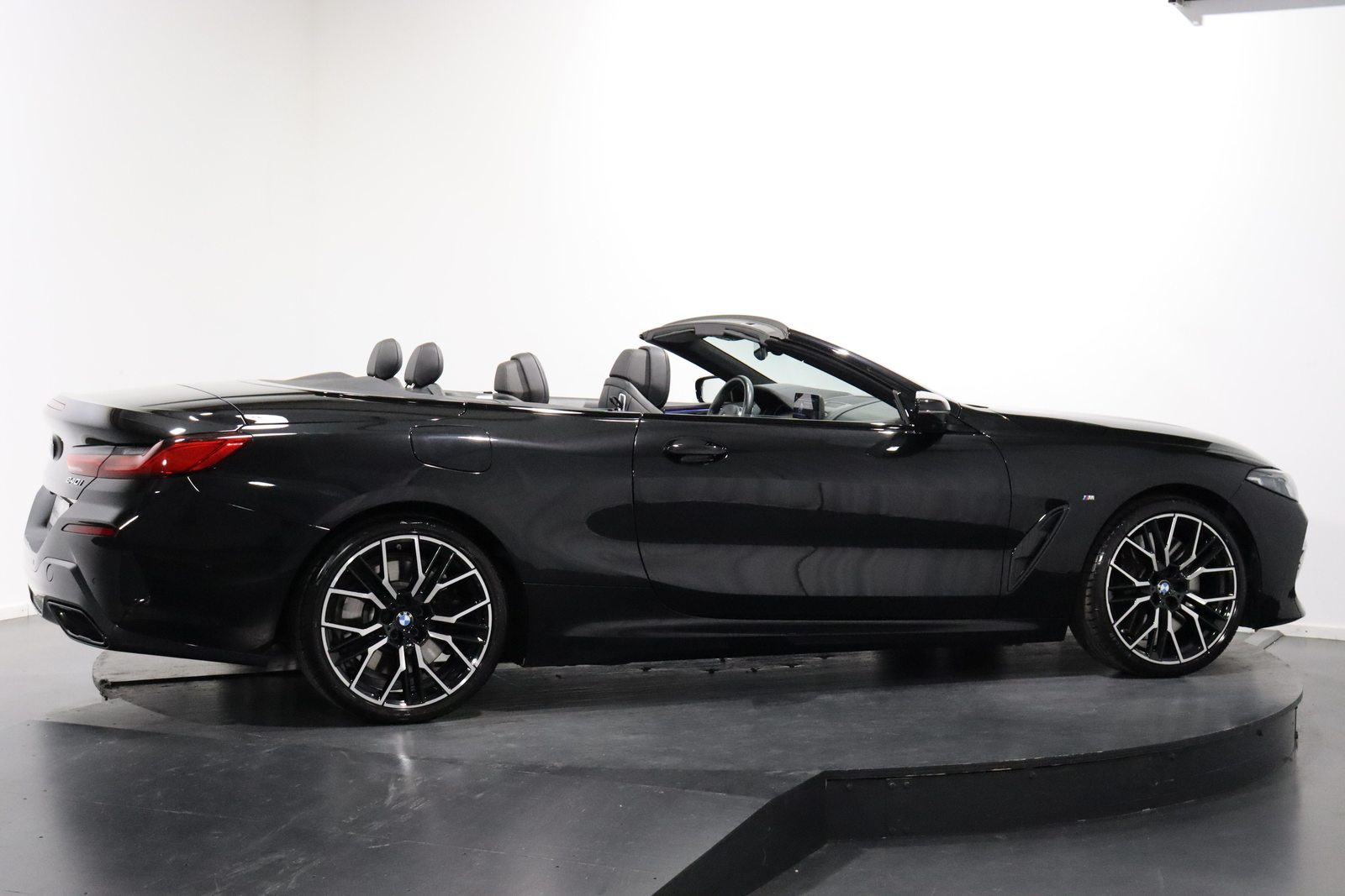 BMW 840i xDrive Cabriolet, Benzin, Occasion / Gebraucht, Automatik - 6