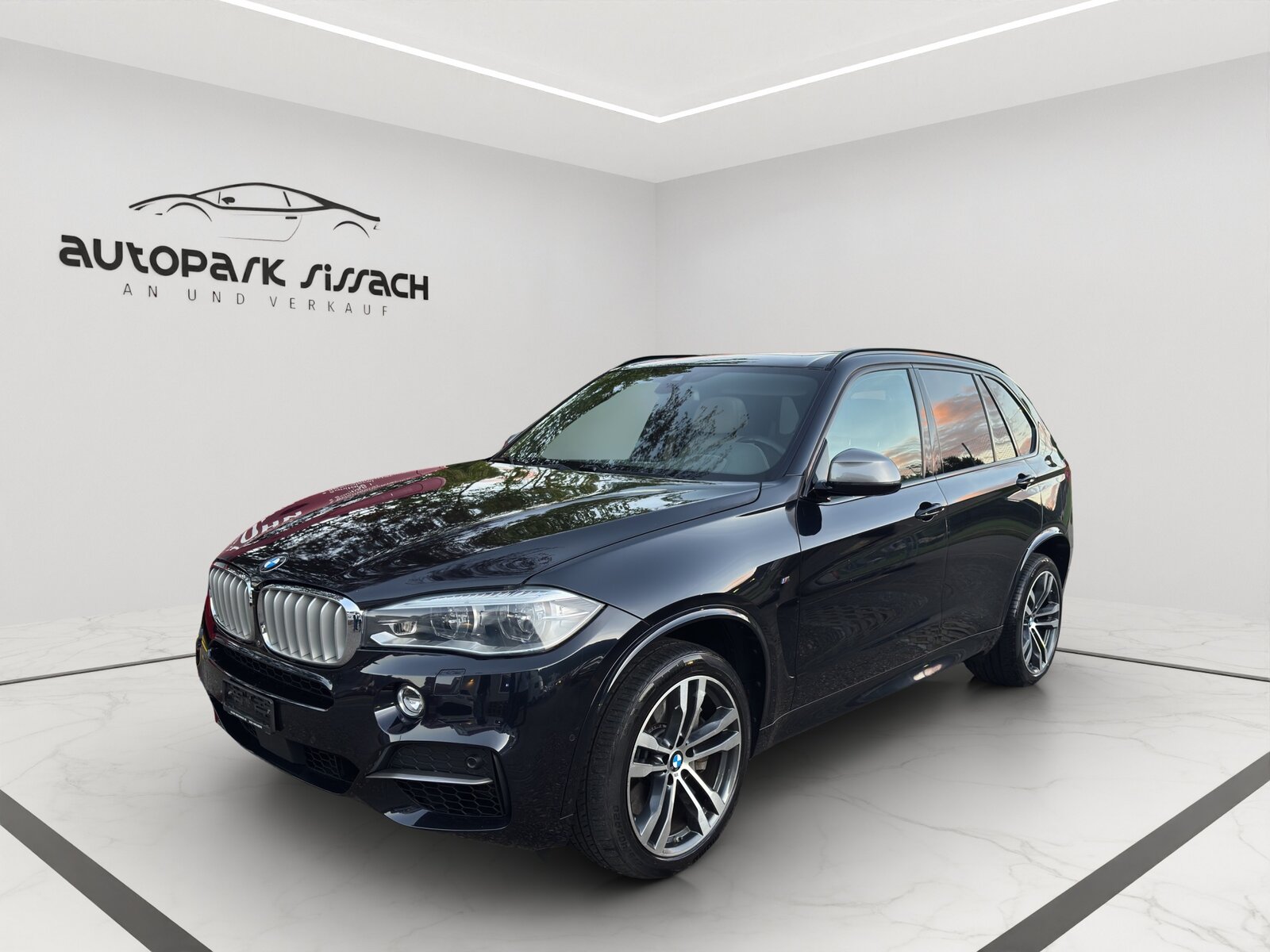 BMW BMW X5 M50d Individual Frisch ab MFK Service Top Auss
