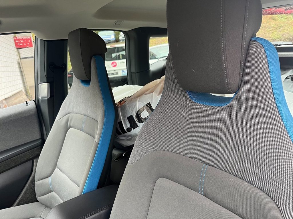 BMW i3 (60Ah) Range Extender, Plug-in-Hybrid Benzin/Elektro, Occasion / Gebraucht, Automatik - 4