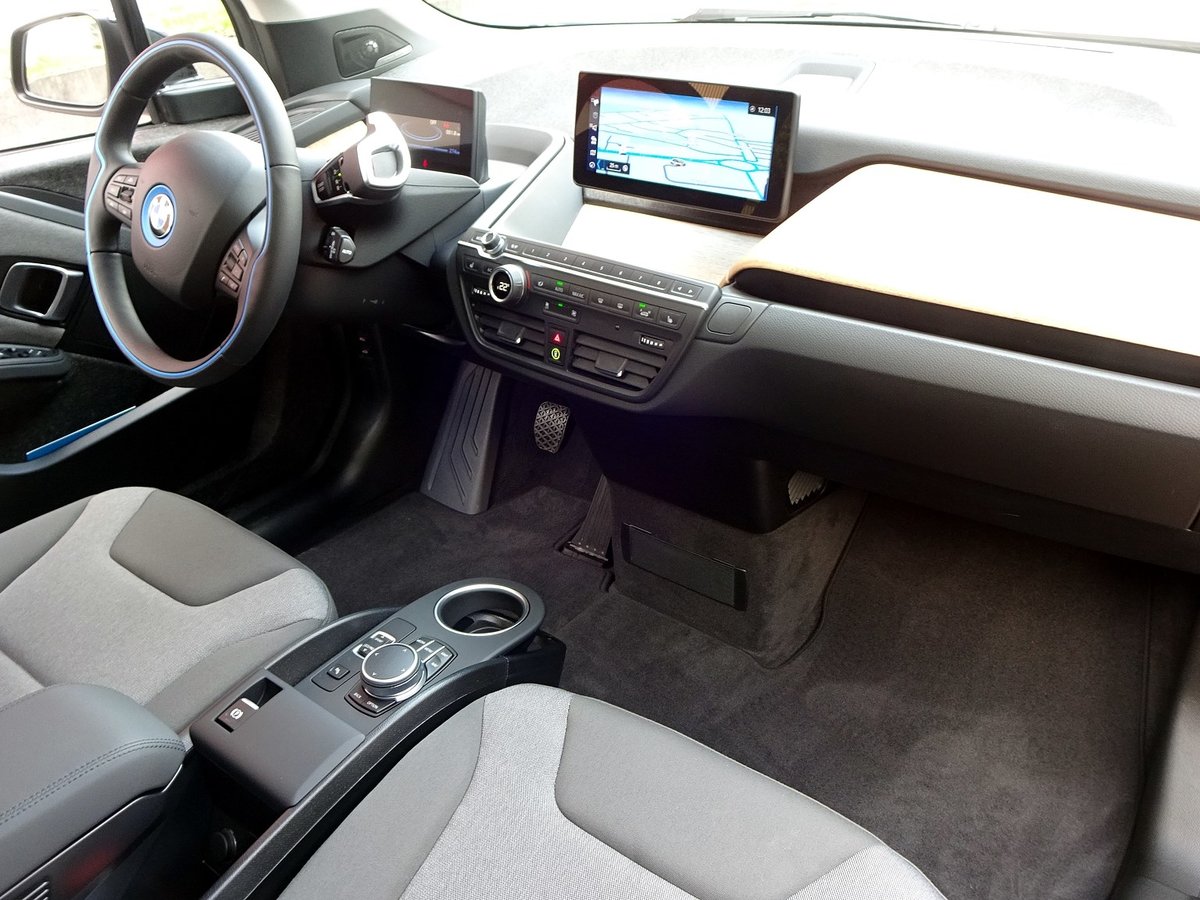 BMW i3s, Electric, Second hand / Used, Automatic - 3
