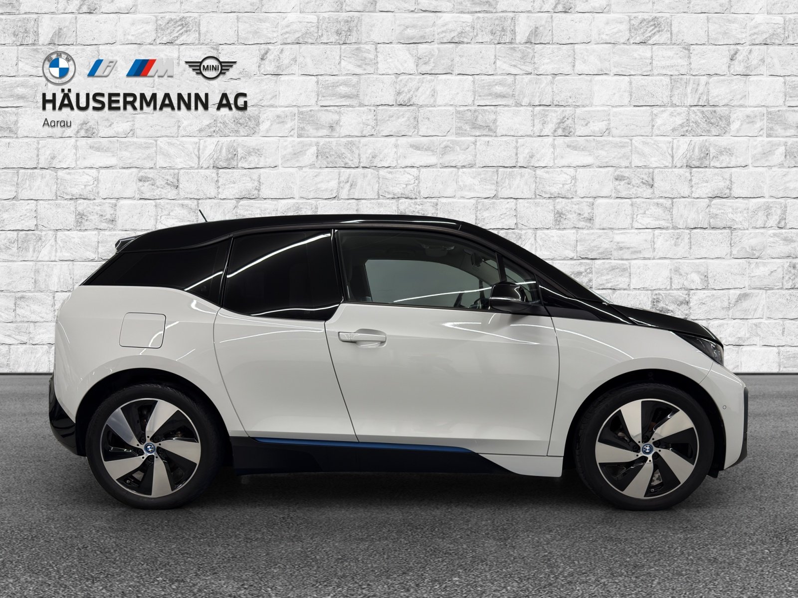 BMW i3, Electric, Second hand / Used, Automatic - 4