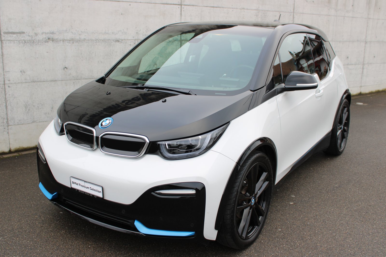 BMW i3s