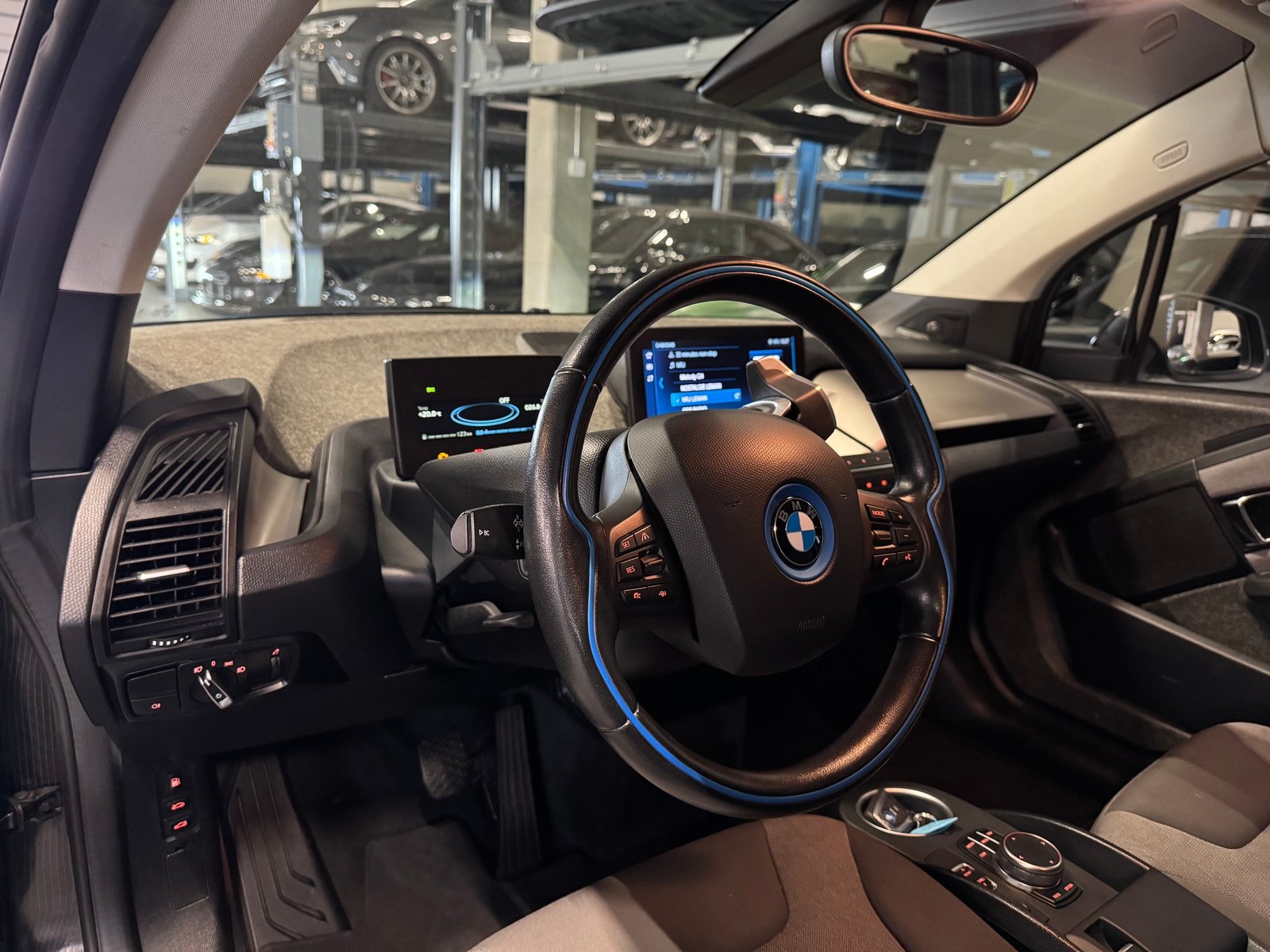 BMW i3s (94Ah) Range Extender, Plug-in-Hybrid Benzin/Elektro, Occasion / Gebraucht, Automatik - 6
