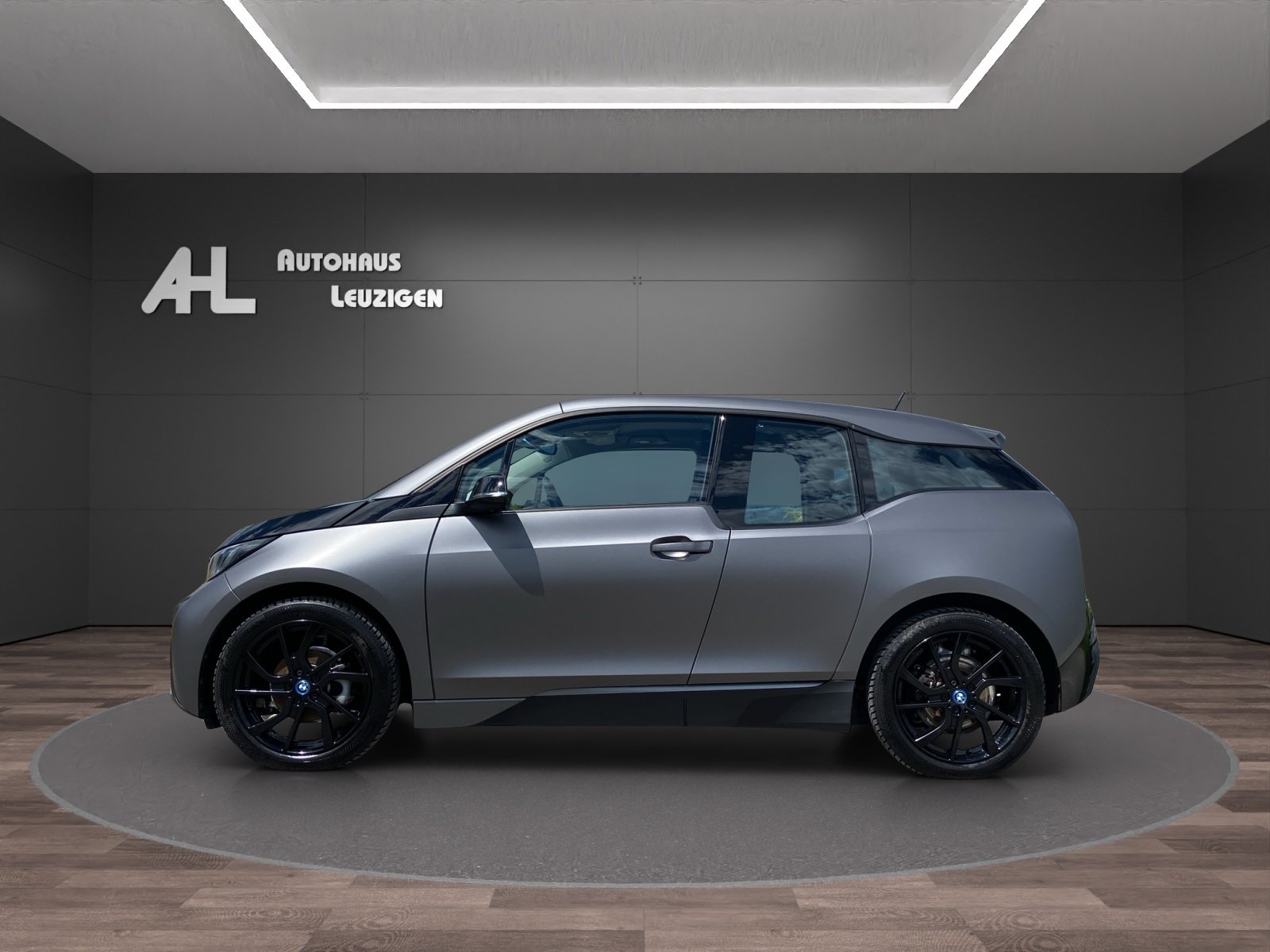 BMW i3, Electric, Second hand / Used, Automatic - 2