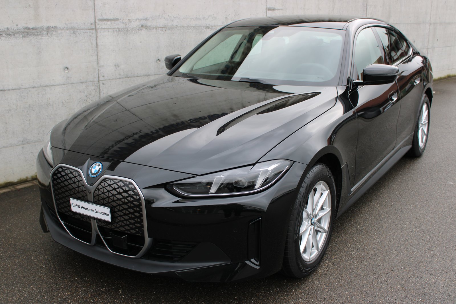 BMW i4 eDrive 35