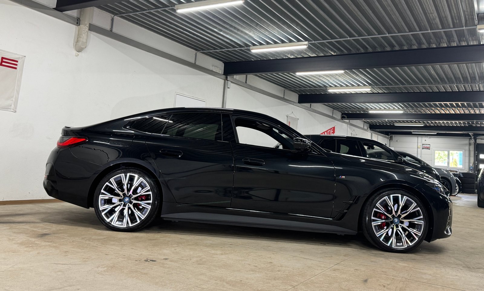 BMW i4 M50 M Sport Pro Allrad 544PS / CH-Fahrzeug / Vollauss, Électrique, Occasion / Utilisé, Automatique - 4