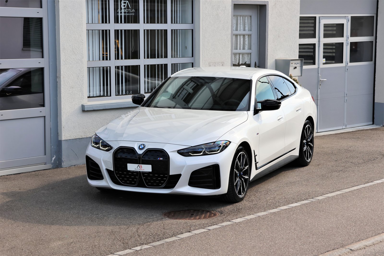BMW i4 M50