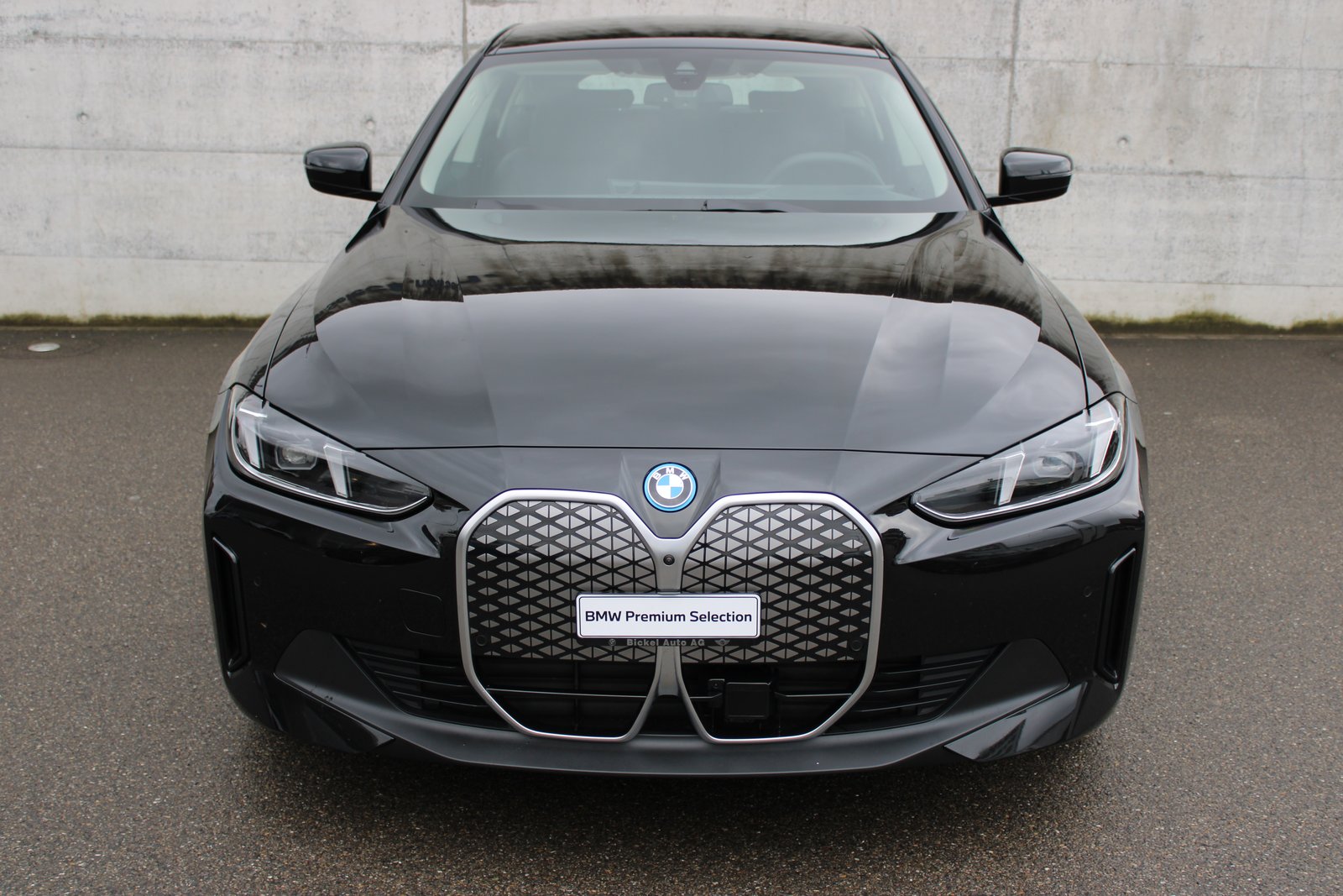 BMW i4 eDrive 35, Electric, Second hand / Used, Automatic - 2