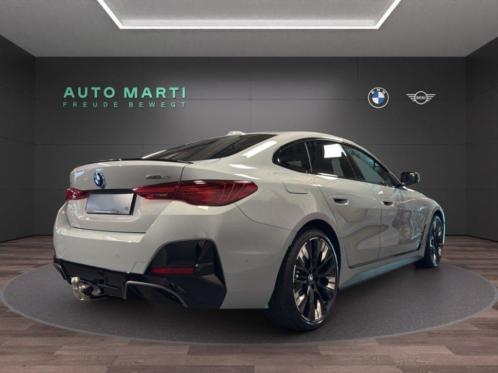 BMW i4 40, Electric, New car, Automatic - 4