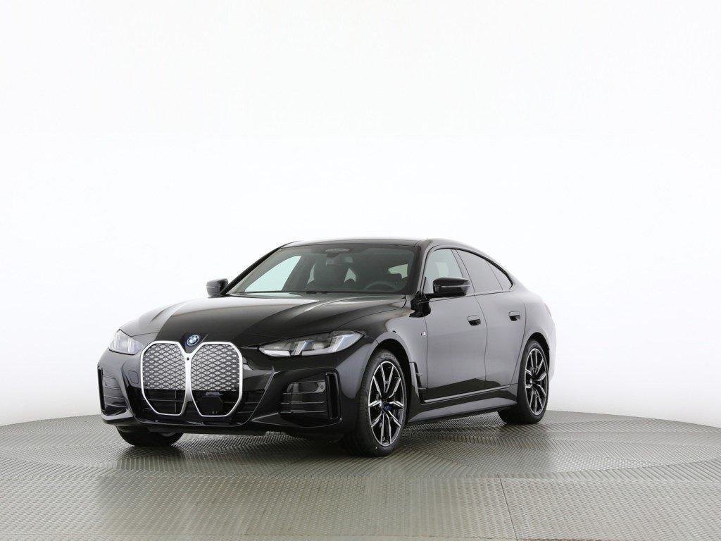 BMW i4 40