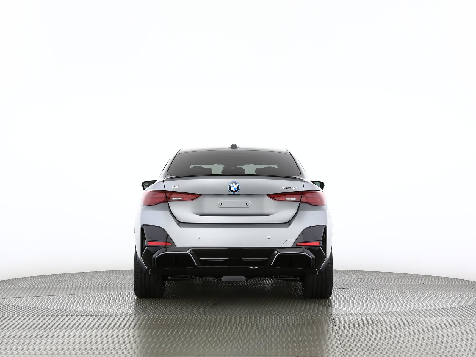 BMW i4 40 M Sport Pro, Electric, New car, Automatic - 4
