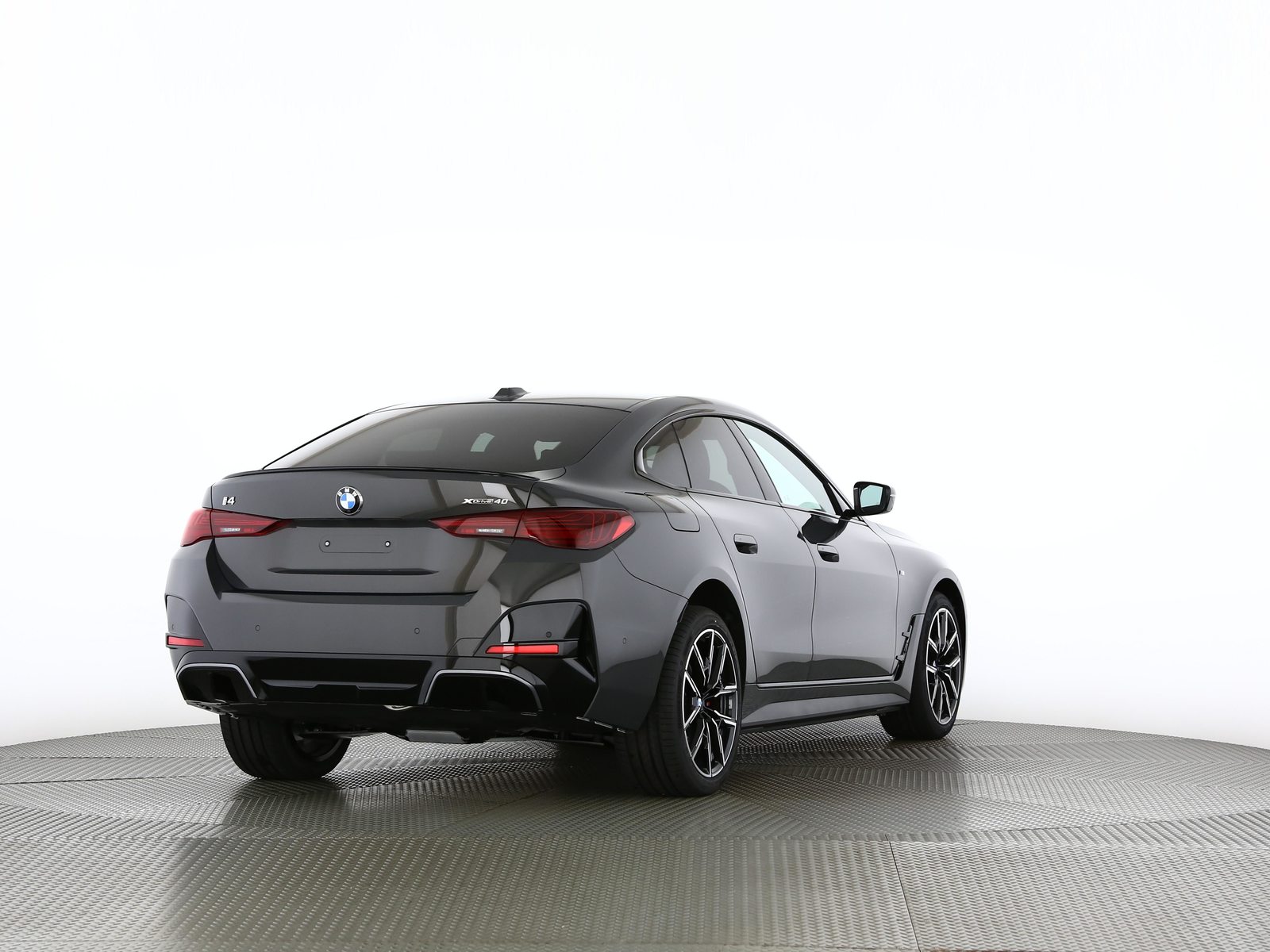 BMW i4 xDrive40, Électrique, Voiture nouvelle, Automatique - 2