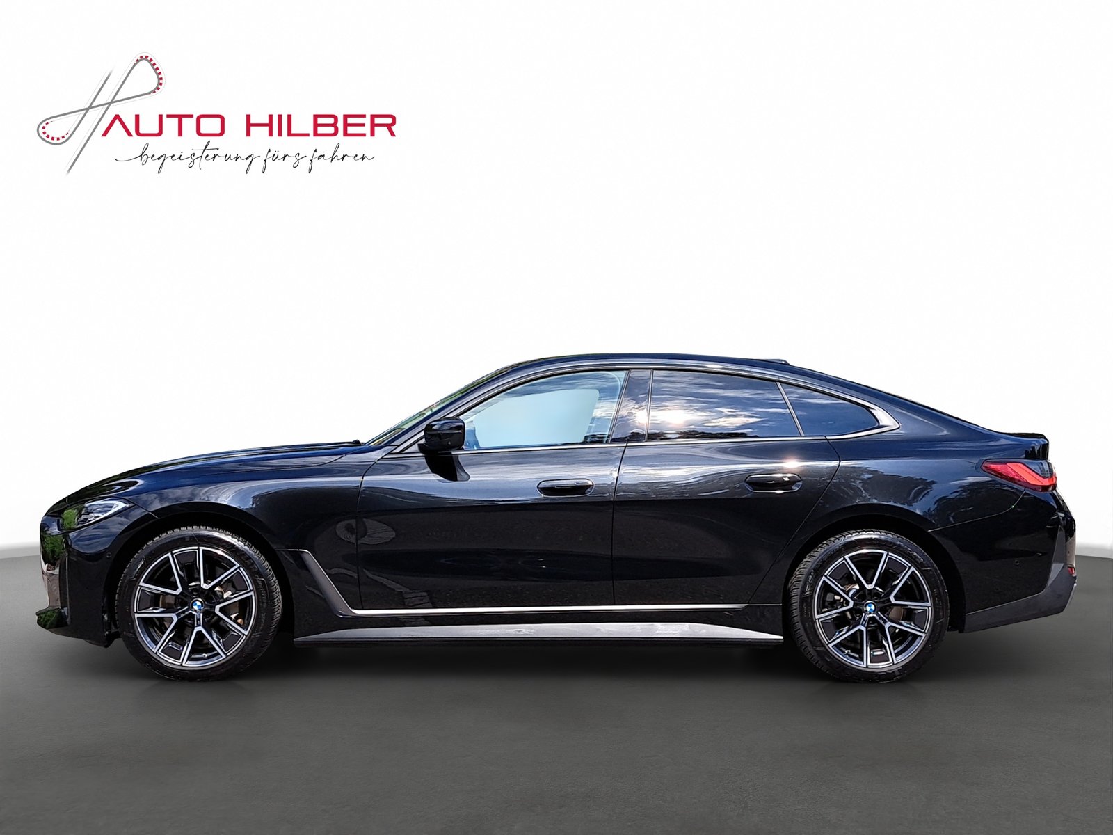 BMW i4 eDrive 40 *Anhängerkupplung*, Electric, Second hand / Used, Automatic - 3
