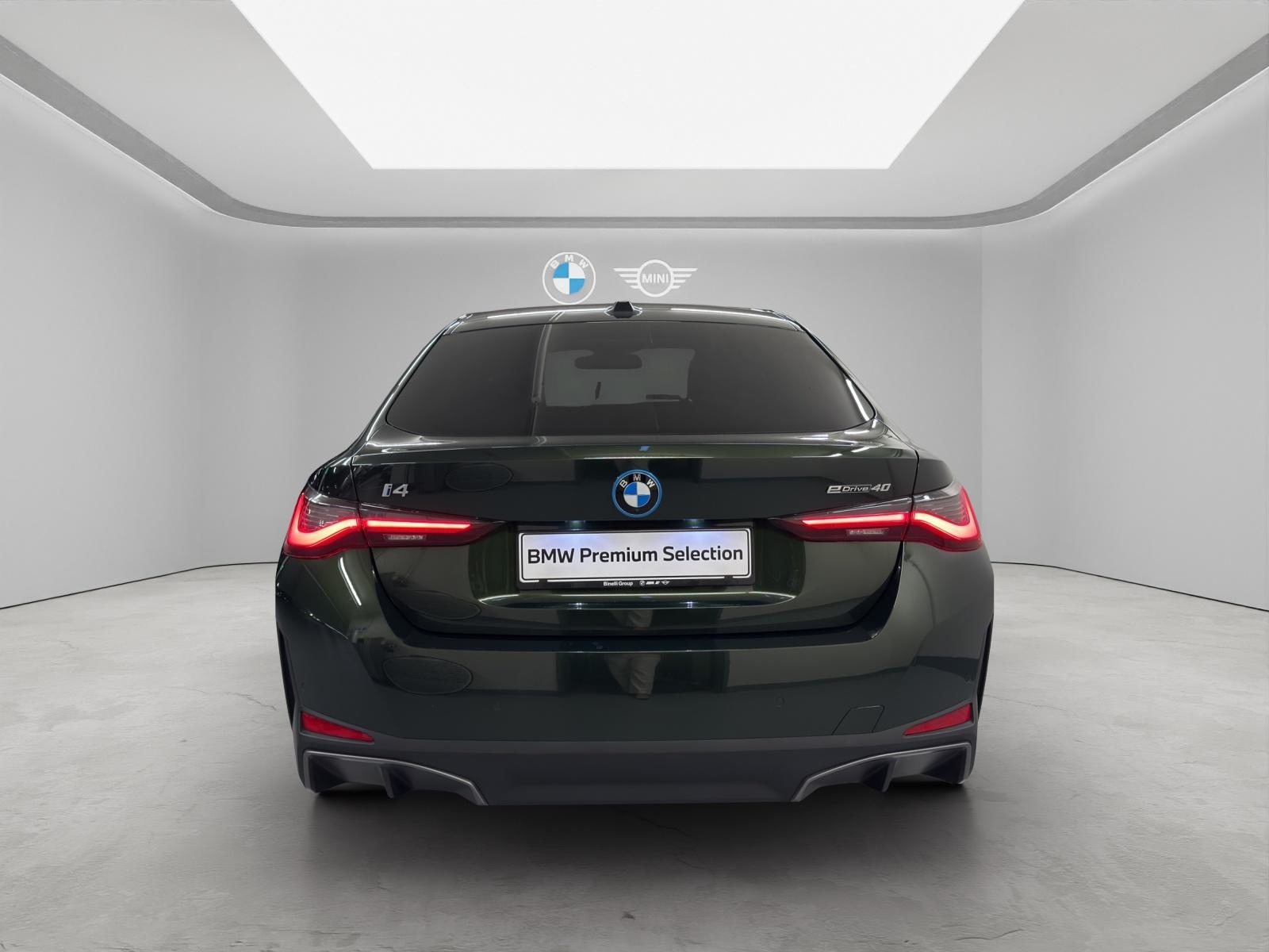 BMW i4 eDrive40, Elektro, Occasion / Gebraucht, Automatik - 4
