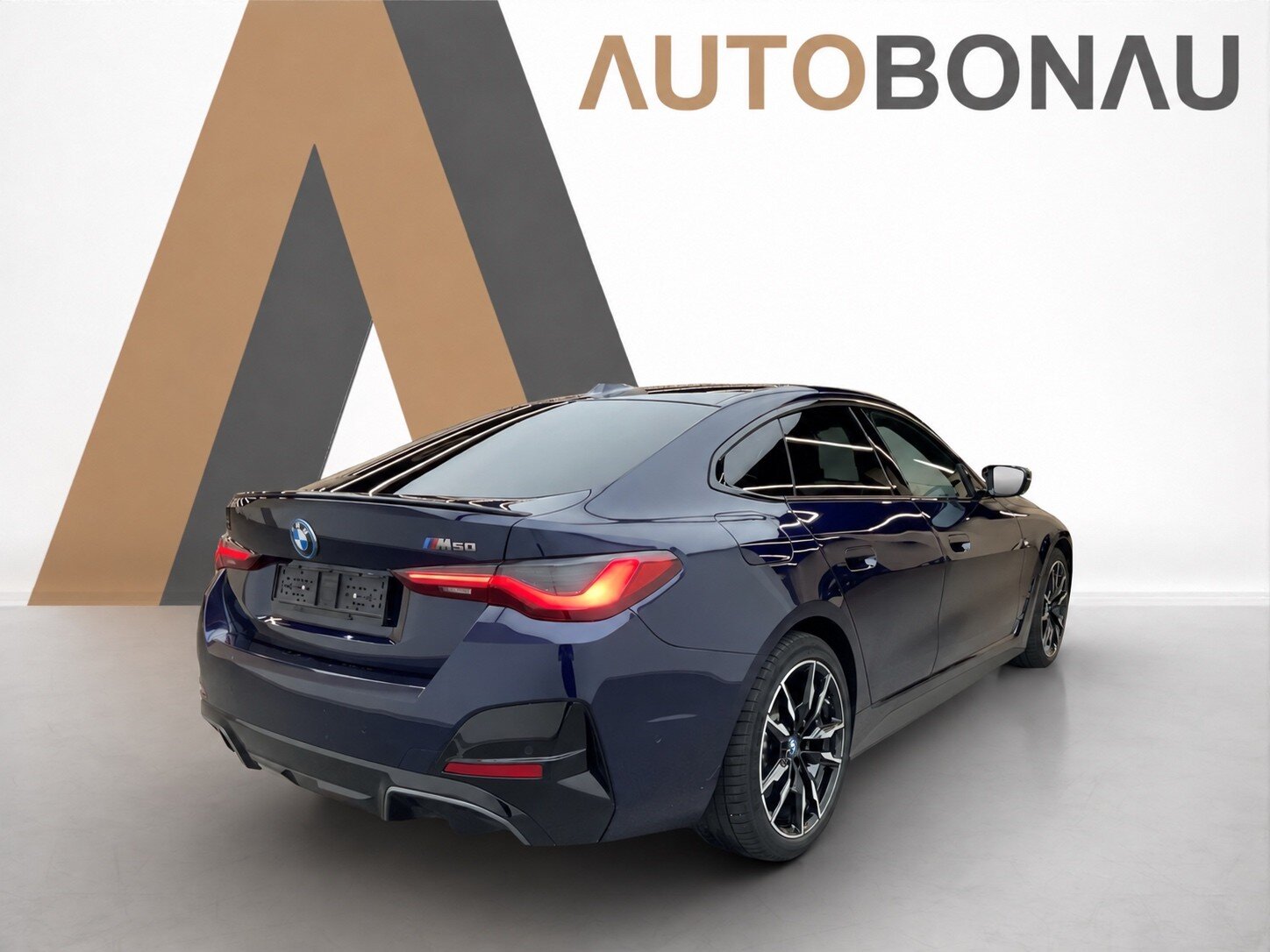 BMW i4 M50 M Sport Pro Sky AHK, Elektro, Occasion / Gebraucht, Automatik - 3