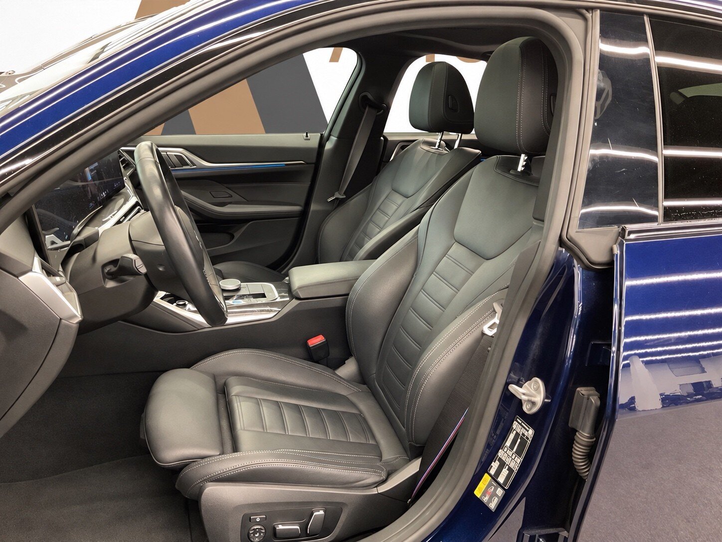 BMW i4 M50 M Sport Pro Sky AHK, Elektro, Occasion / Gebraucht, Automatik - 4