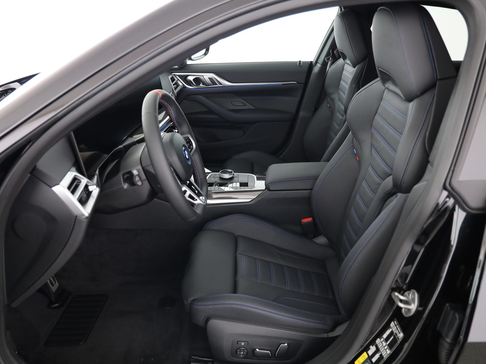 BMW i4 M60, Elektro, Vorführwagen, Automatik - 4