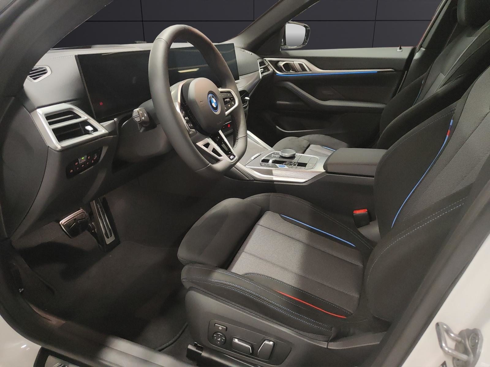 BMW i4 xDrive40, Electric, Ex-demonstrator, Automatic - 2