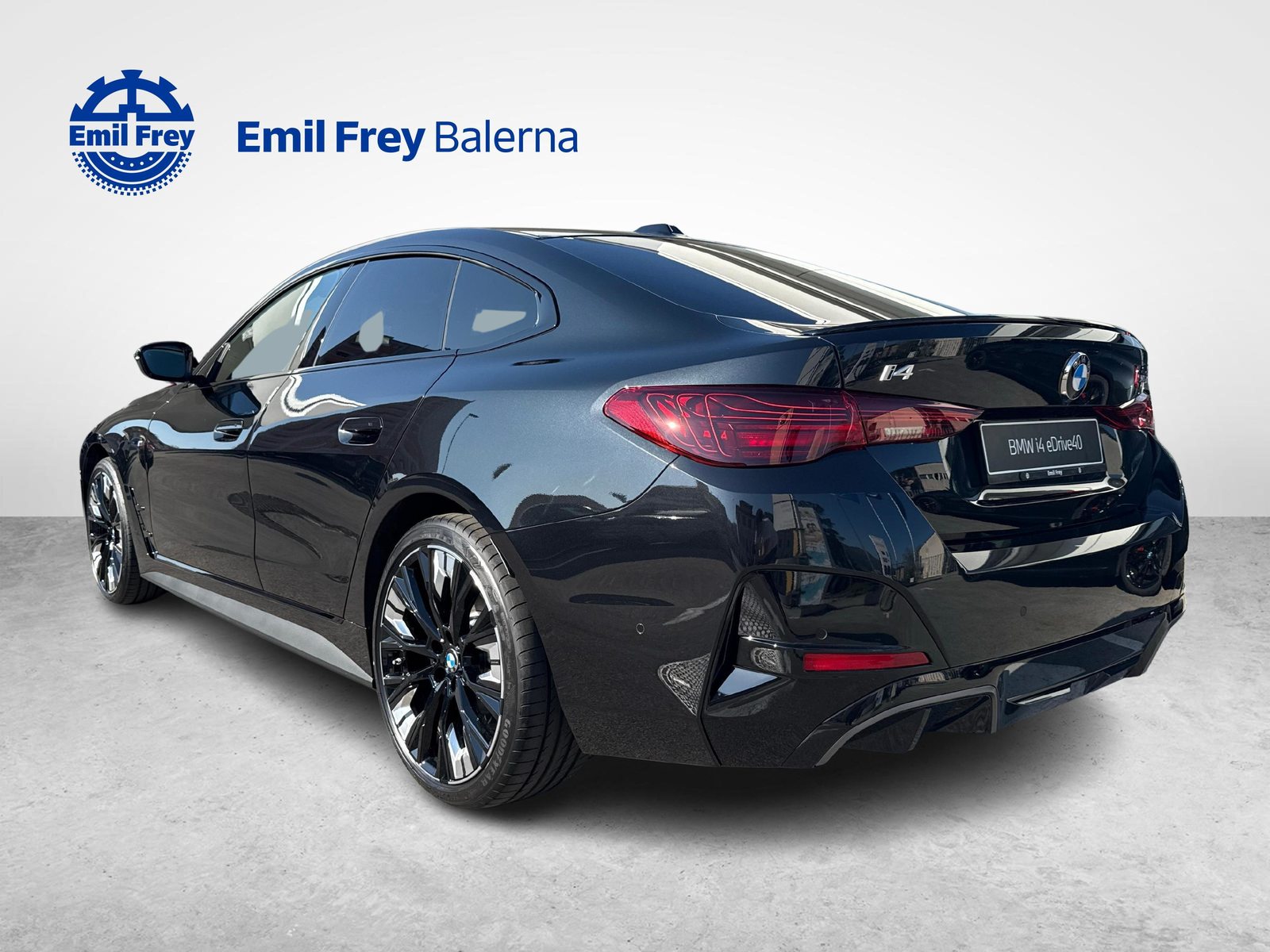 BMW i4 xDrive40, Elektro, Vorführwagen, Automatik - 3