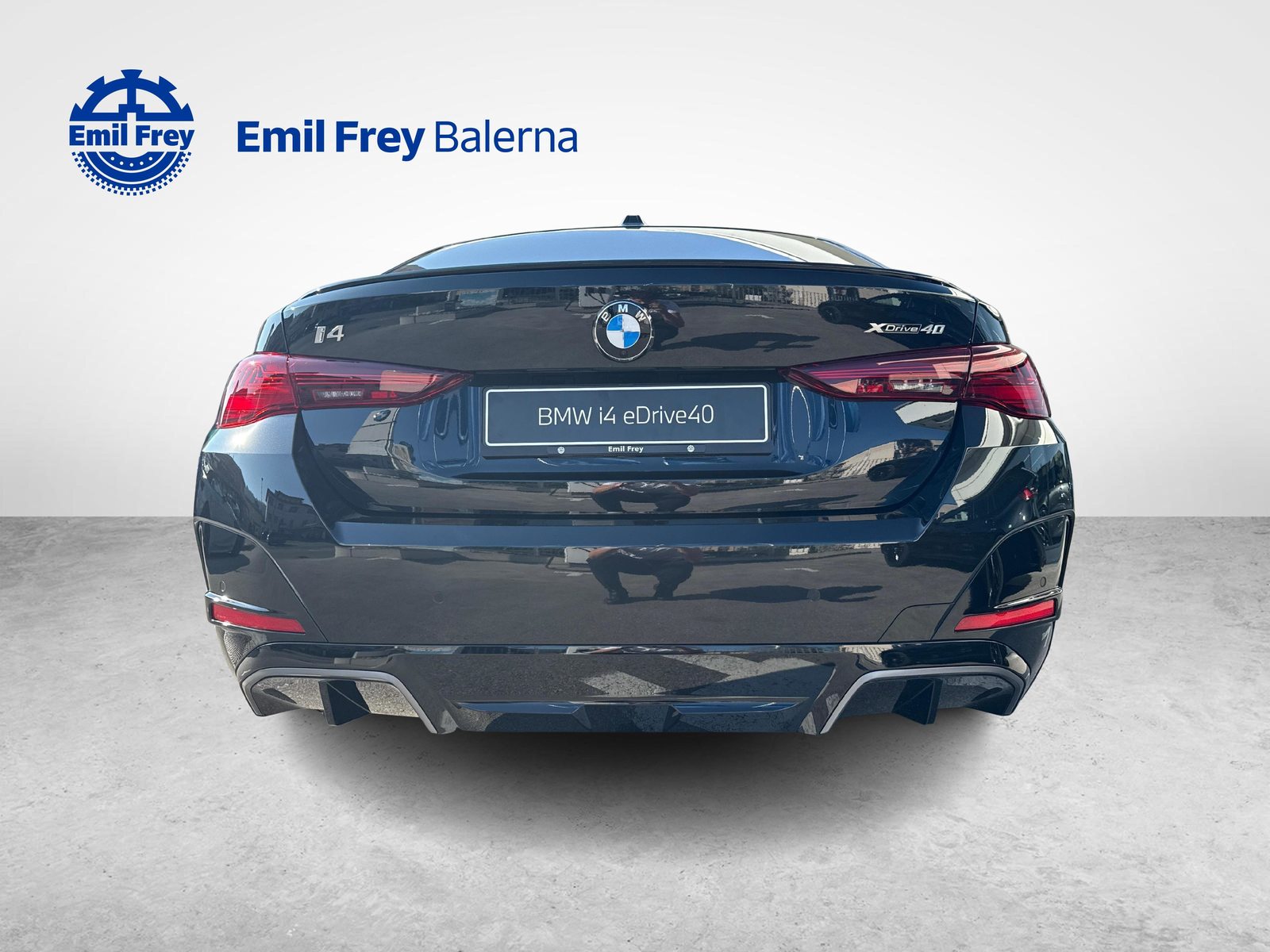 BMW i4 xDrive40, Elektro, Vorführwagen, Automatik - 4