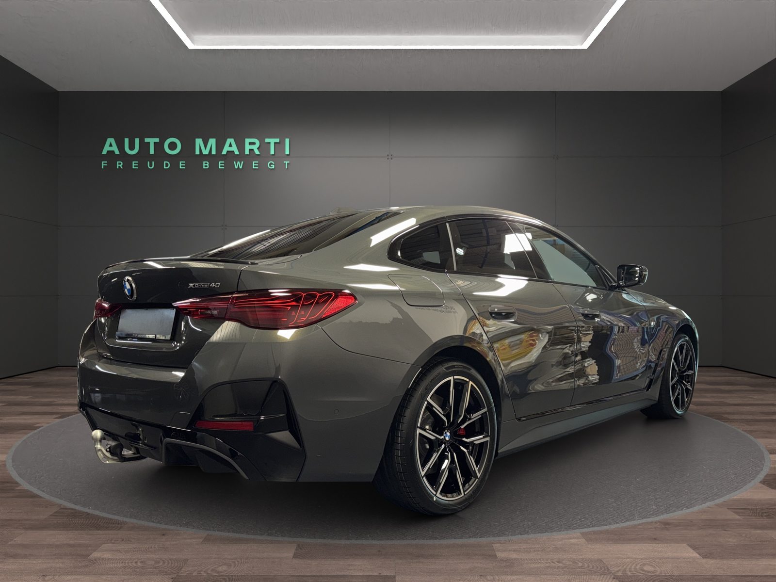 BMW i4 xDrive40, Elektro, Vorführwagen, Automatik - 4
