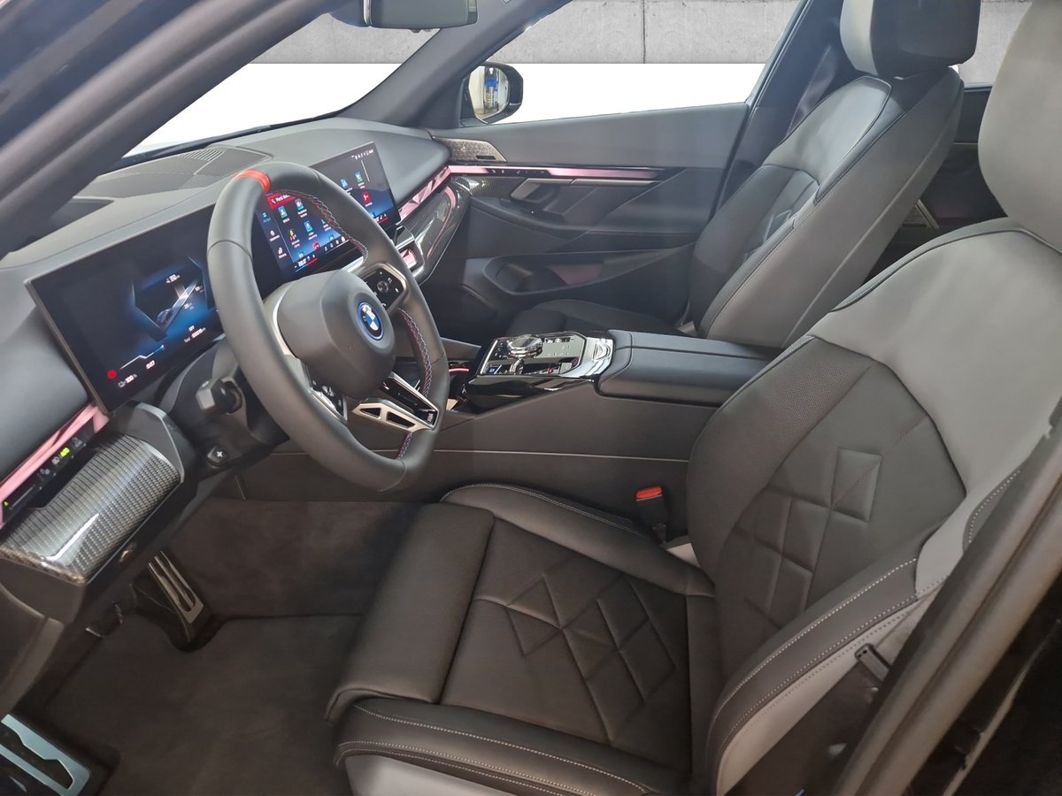 BMW i5 M60 Tour. M Sport Pro, Électrique, Voiture nouvelle, Automatique - 2
