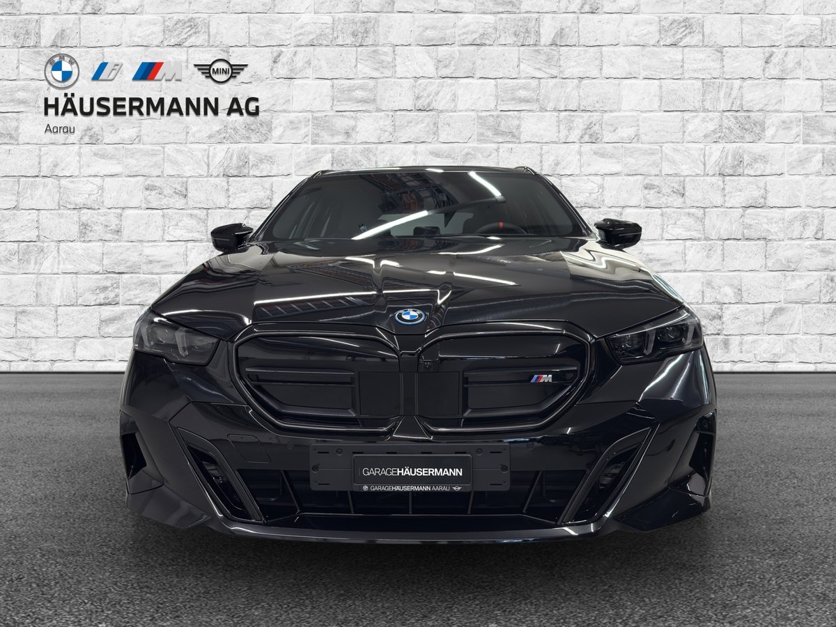 BMW i5 M60 Touring, Elettrica, Auto nuove, Automatico - 2
