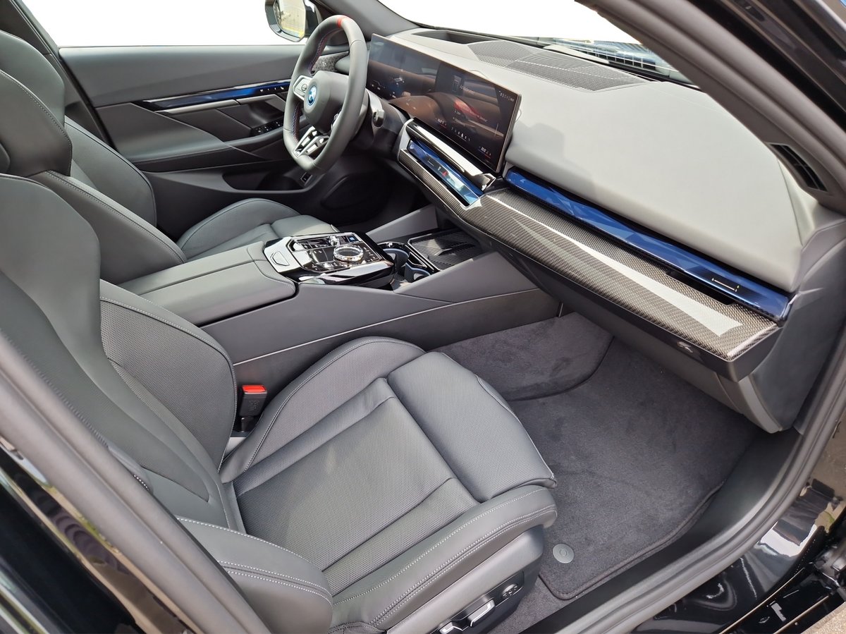 BMW i5 M60 Touring M Sport Pro, Elektro, Neuwagen, Automatik - 3