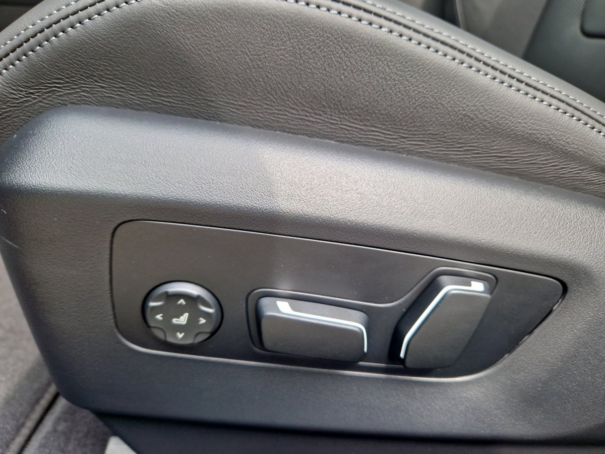 BMW i5 M60 Touring M Sport Pro, Elektro, Neuwagen, Automatik - 7