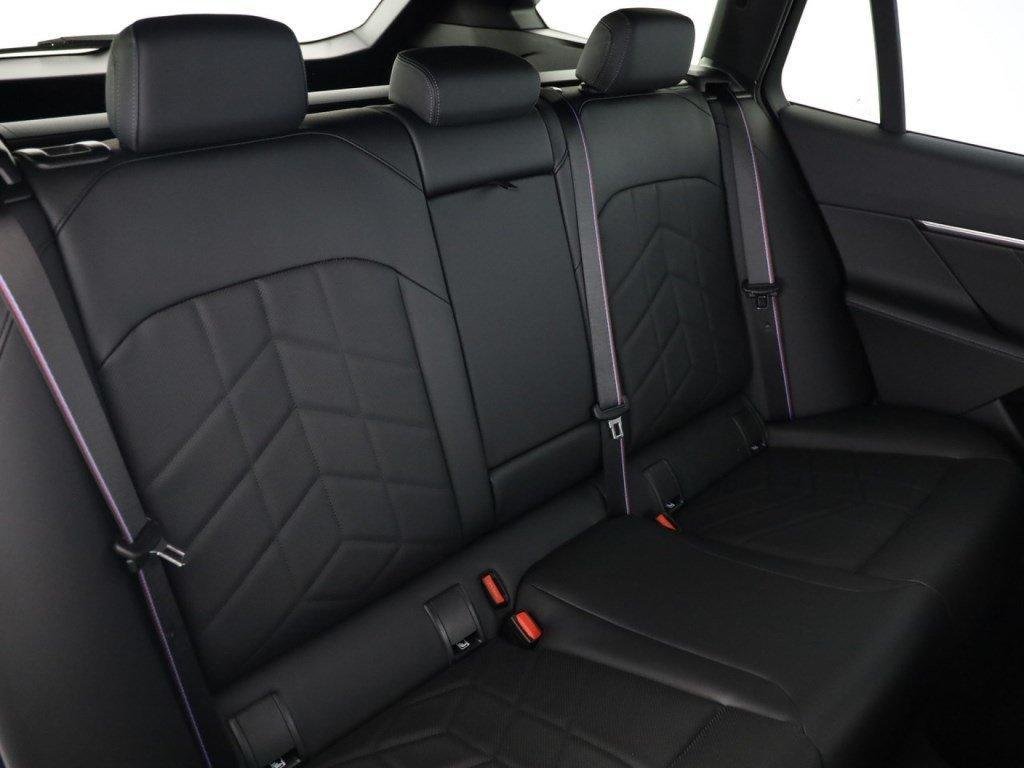 BMW i5 eDrive40 Touring, Elektro, Neuwagen, Automatik - 5