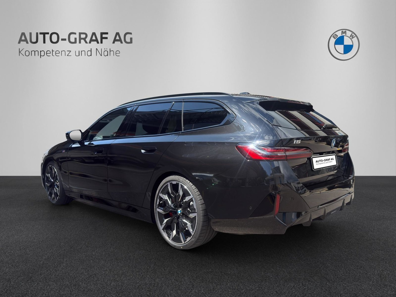 BMW i5 M60 xDrive Touring M Sport Pro, Elektro, Neuwagen, Automatik - 3