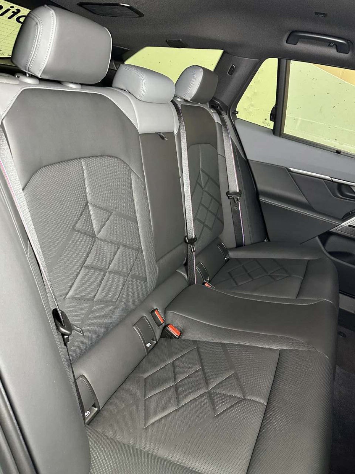 BMW i5 M60 Touring, Elektro, Occasion / Gebraucht, Automatik - 4