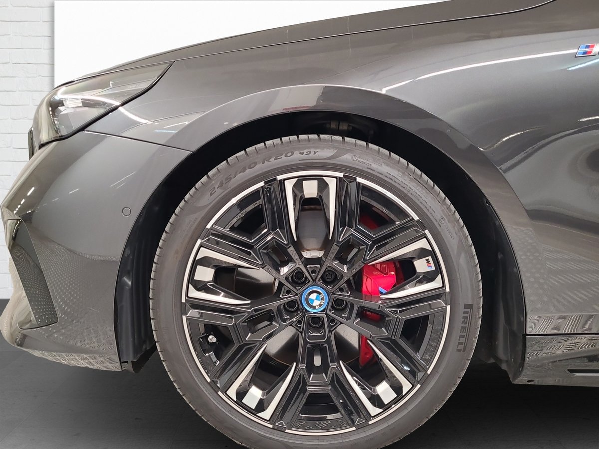 BMW i5 G61 Touring M60, Électrique, Occasion / Utilisé, Automatique - 6