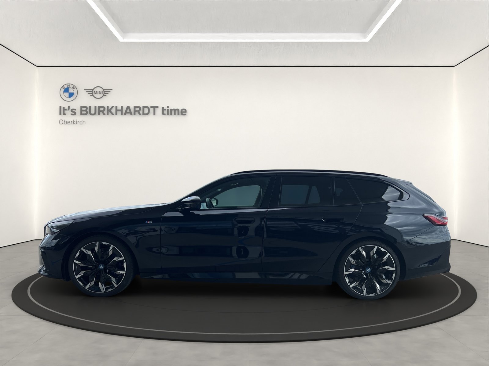 BMW i5 M60 Tour. M Sport Pro, Electric, Second hand / Used, Automatic - 2