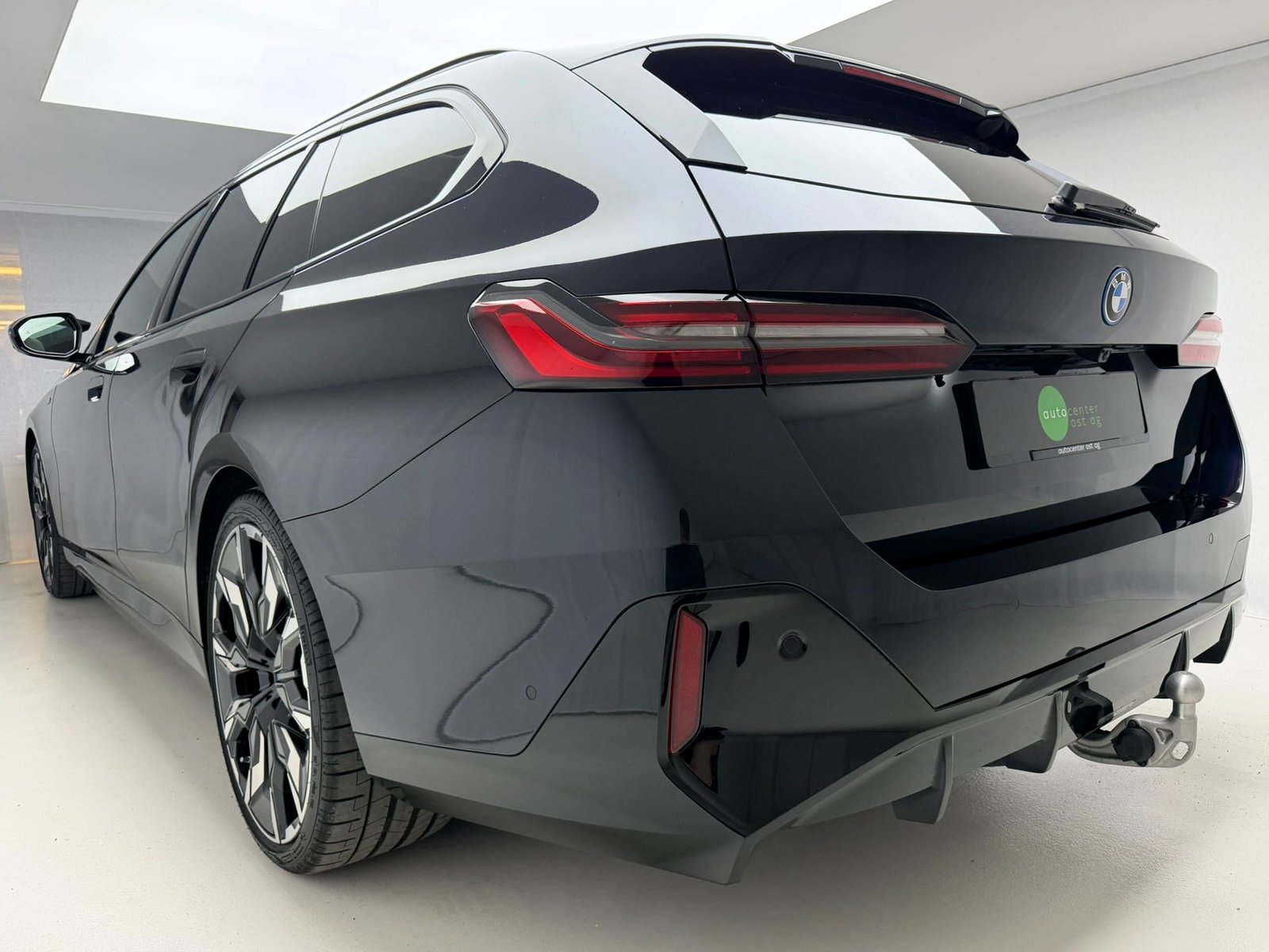 BMW i5 M60 Touring M Sport Pro, Elektro, Occasion / Gebraucht, Automatik - 5