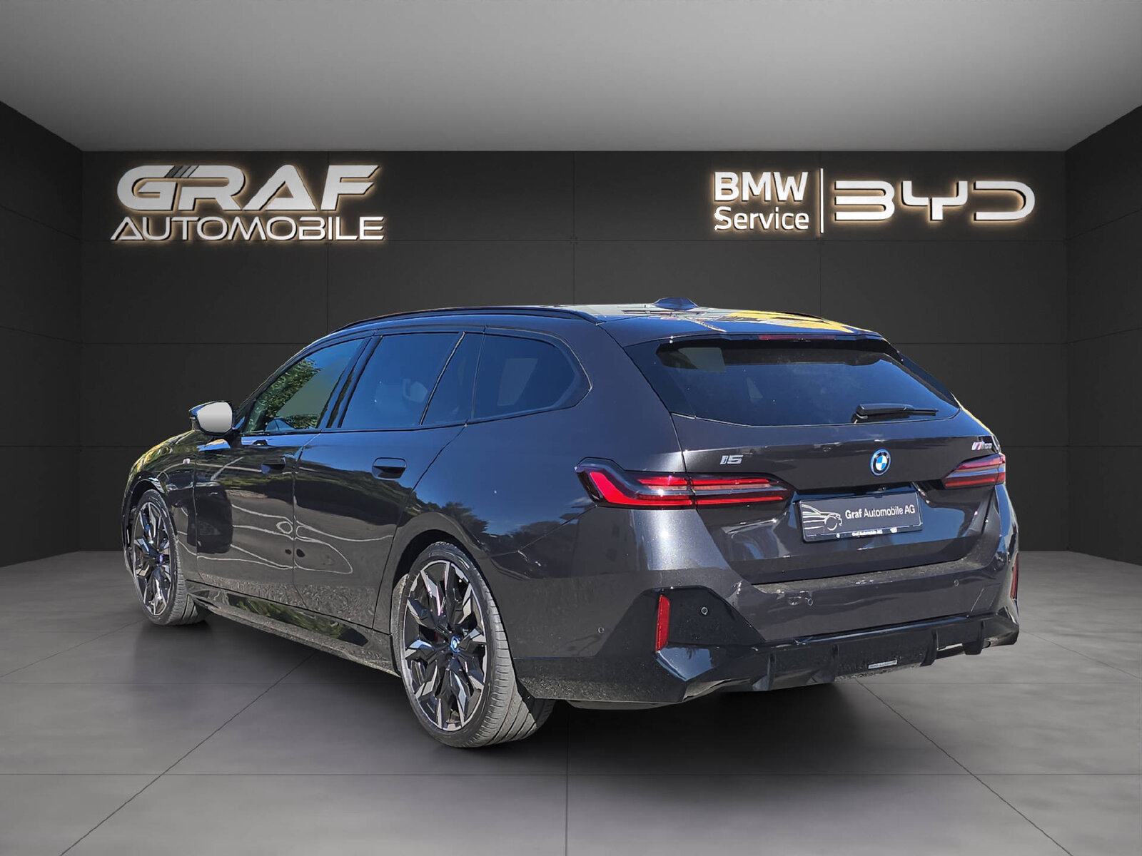 BMW i5 M60  Touring ** Leasingaktion 2,9% // 2'000 kg Anhängela, Elektro, Occasion / Gebraucht, Automatik - 7