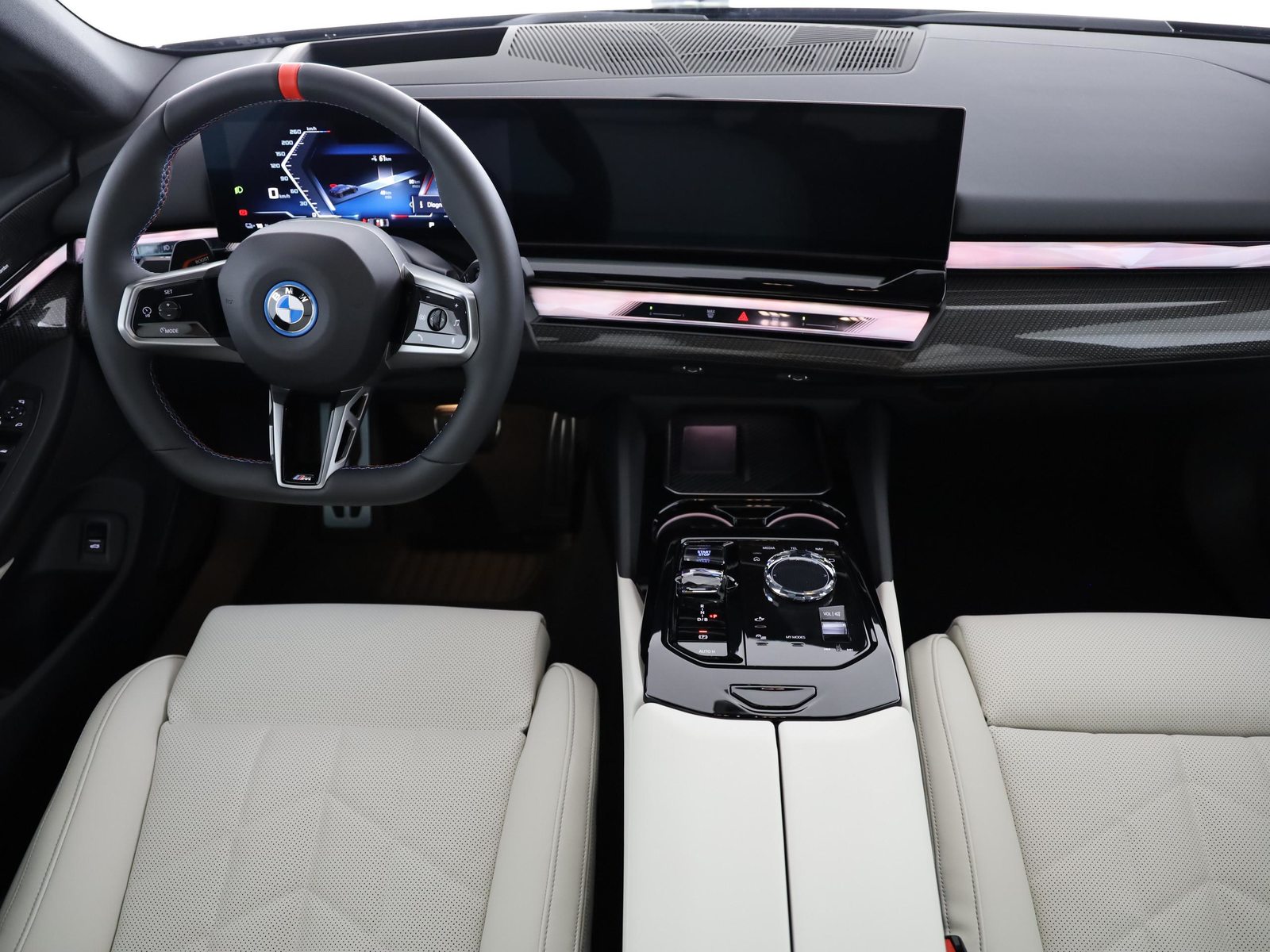 BMW i5 M60 xDrive, Elettrica, Auto nuove, Automatico - 5