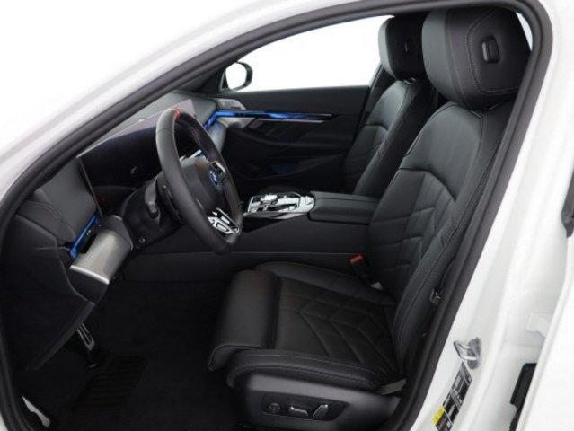 BMW i5 M60 xDrive, Electric, New car, Automatic - 5