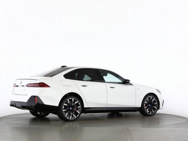 BMW i5 M60 xDrive, Electric, New car, Automatic - 7