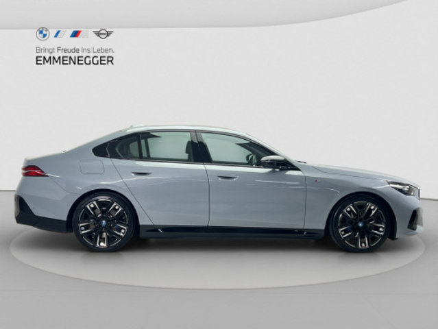 BMW i5 M60, Elektro, Occasion / Gebraucht, Automatik - 6