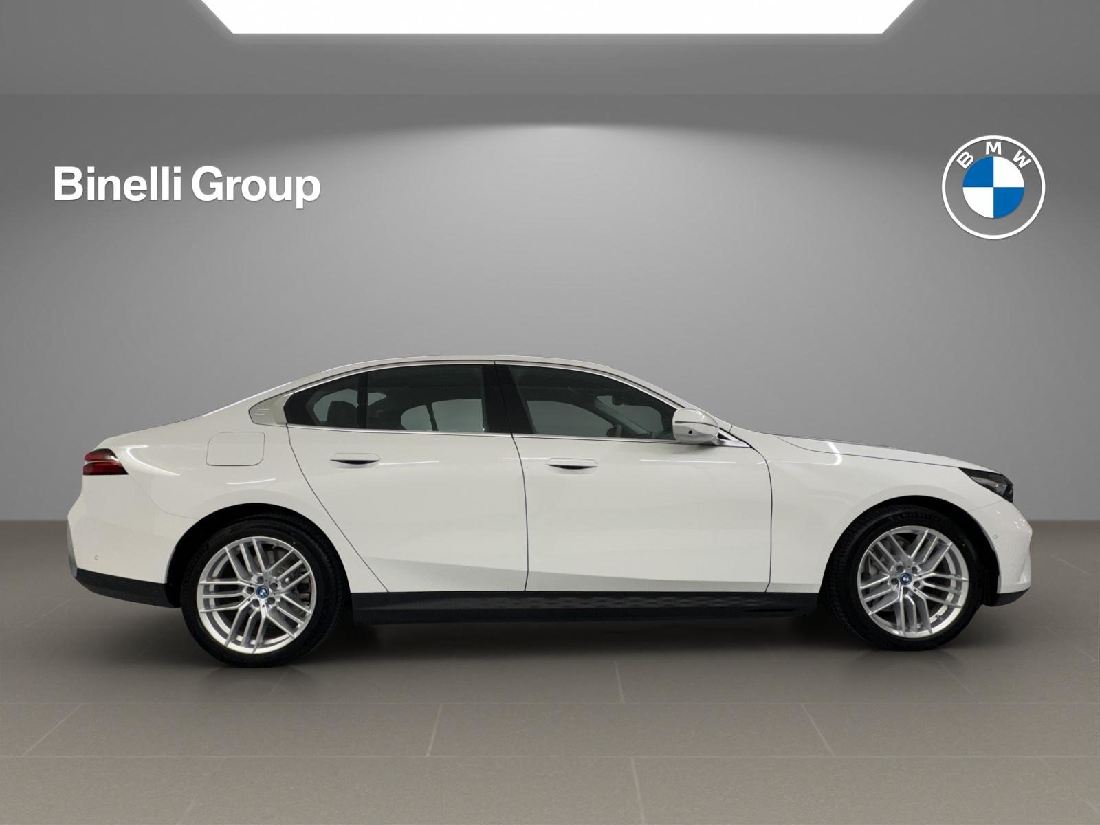 BMW i5 eDrive40, Électrique, Occasion / Utilisé, Automatique - 6