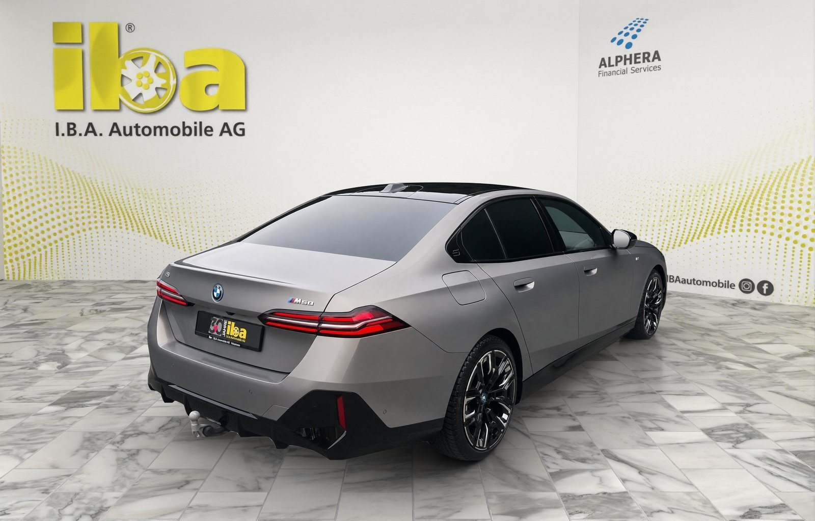 BMW i5 M60 (CH) LP: Fr. 150'670 AHK / Innovationspake, Electric, Second hand / Used, Automatic - 5
