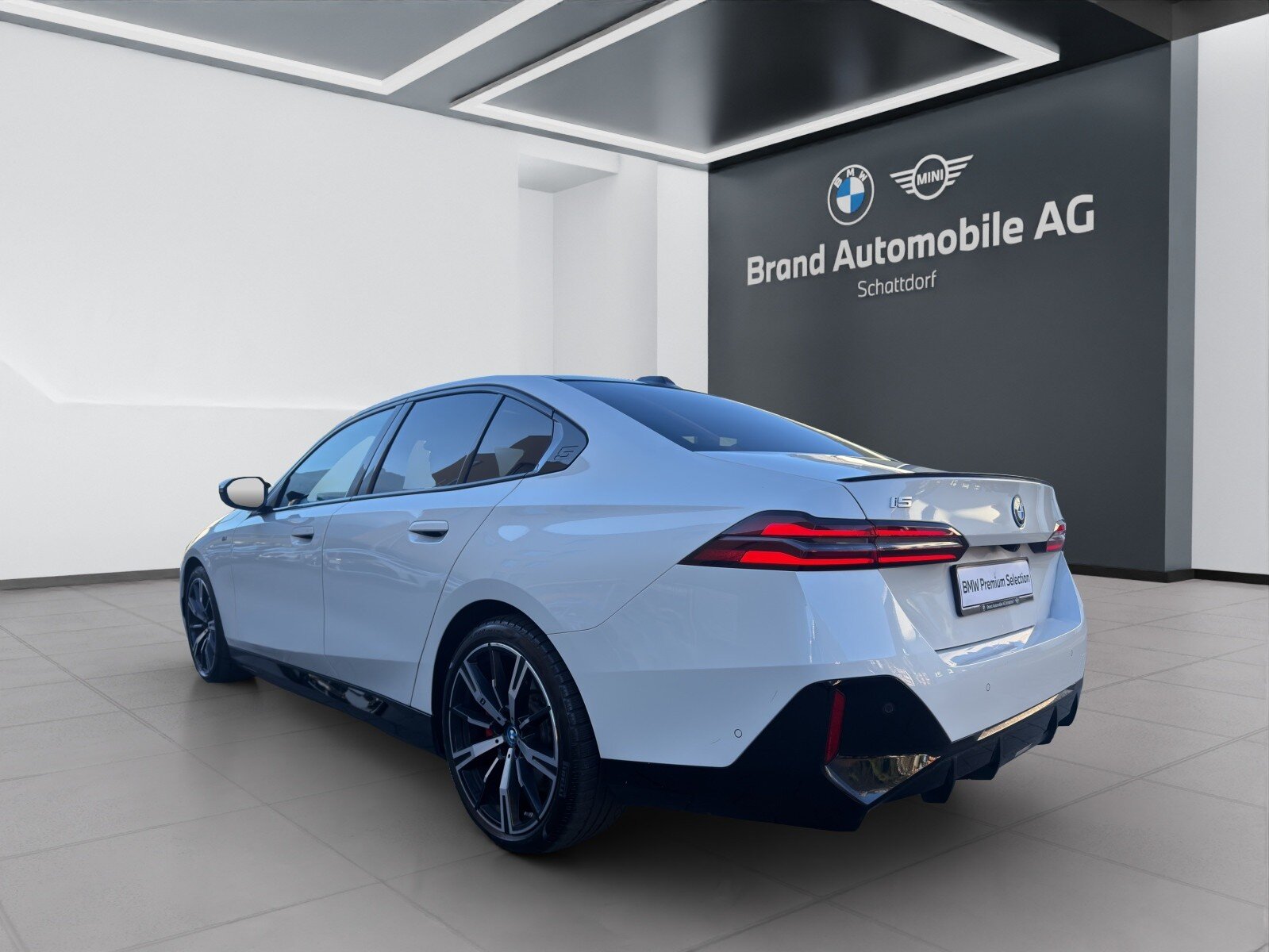 BMW i5 M60, Electric, Second hand / Used, Automatic - 3