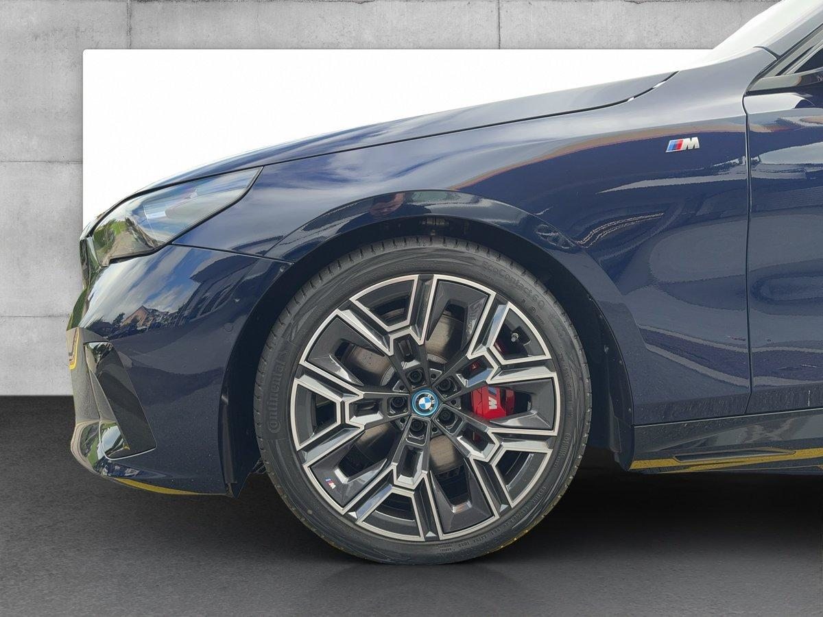 BMW i5 M60 xDrive, Electric, Ex-demonstrator, Automatic - 5