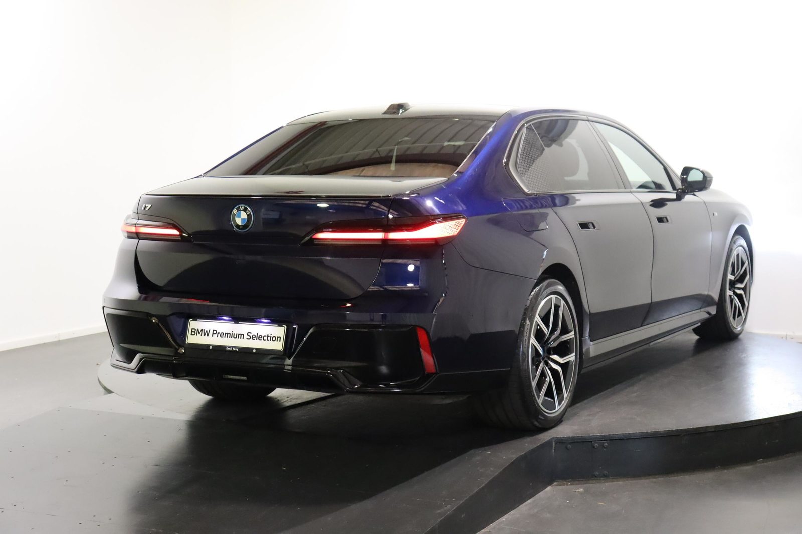 BMW i7 xDrive60, Elettrica, Occasioni / Usate, Automatico - 4