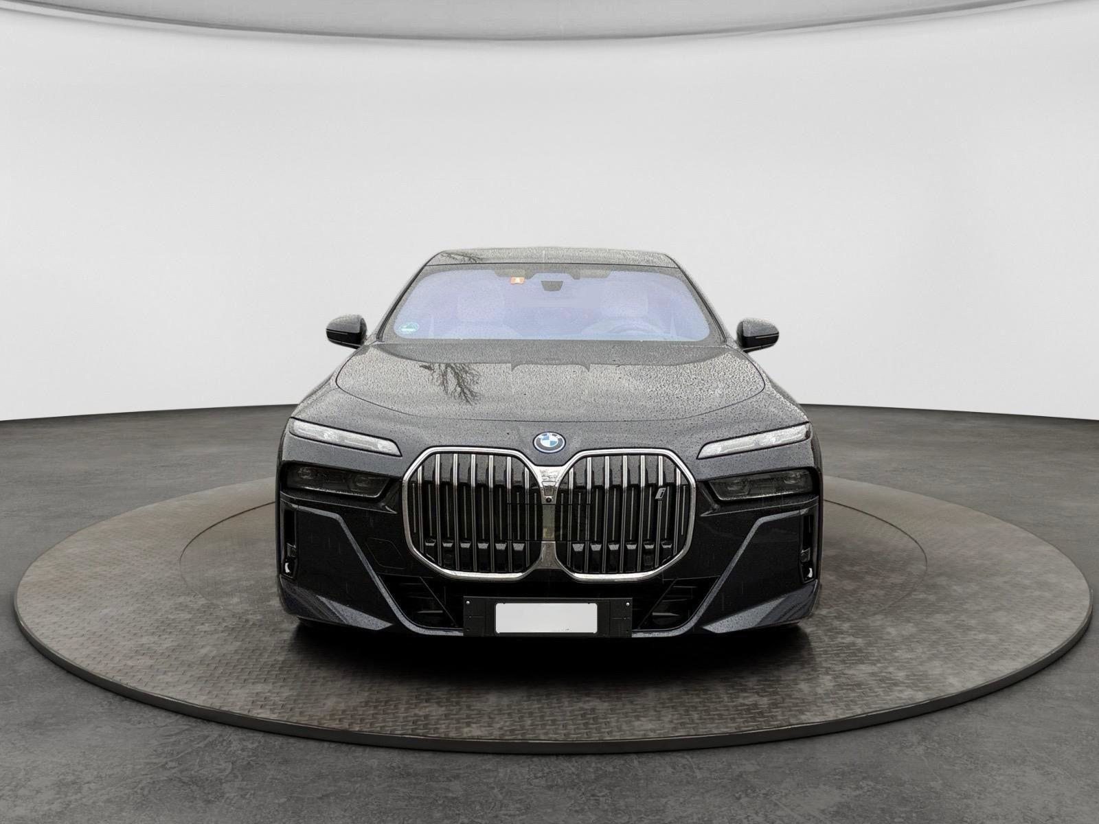 BMW i7 xDrive60, Électrique, Occasion / Utilisé, Automatique - 7