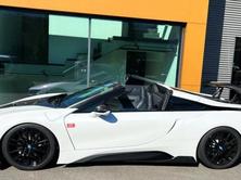 BMW i8 Roadster, Plug-in-Hybrid Petrol/Electric, Second hand / Used, Automatic - 4